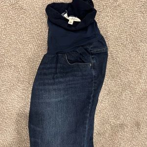 Jessica Simspon maternity jeans
